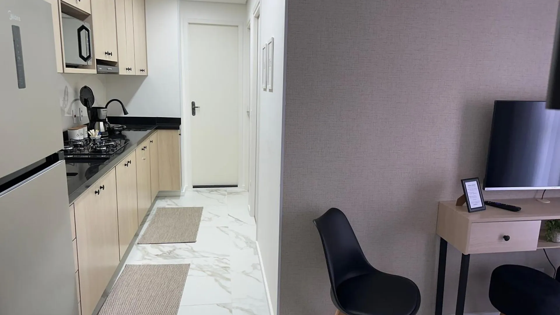 Apartamento Decorado Com Sacada No Polo Cultural E Eventos Da Cidade De Sao Paulo