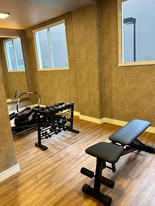 Apartamento Decorado Com Sacada No Polo Cultural E Eventos Da Cidade De Sao Paulo Brazil