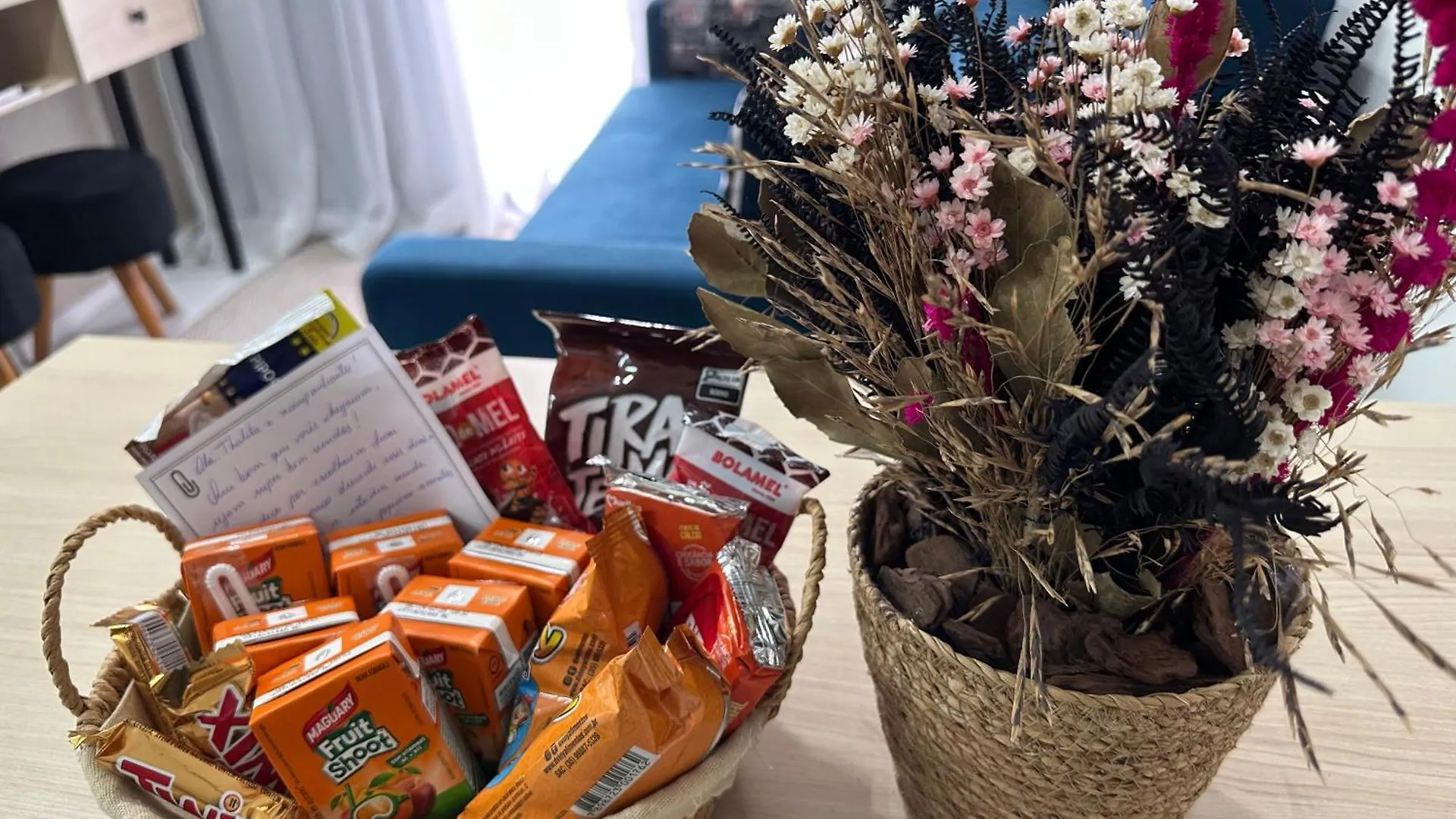 Apartamento Decorado Com Sacada No Polo Cultural E Eventos Da Cidade De Sao Paulo Apartment